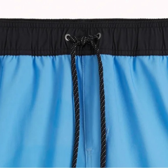 NEW | Quiksilver Men’s Volley Swim Short | size: L - Picture 2 of 3